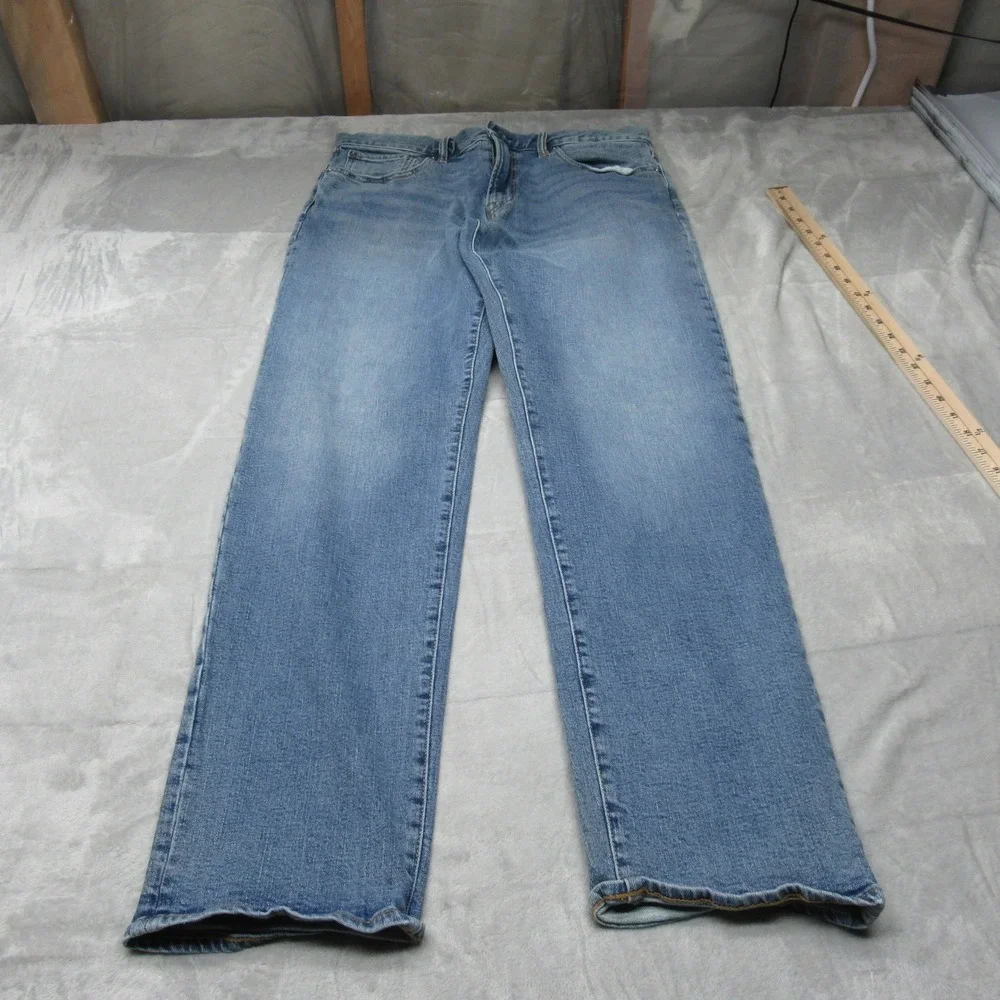GAP‎ Jeans Mens 32x31 Medium Wash Denim Whisker Fade Relax Boot Wide Leg